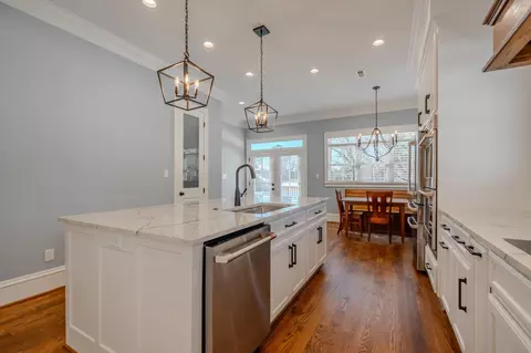 205 Pine St, Greer, SC 29650 photo 32