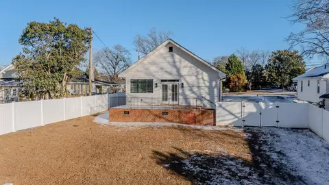 205 Pine St, Greer, SC 29650 photo 50