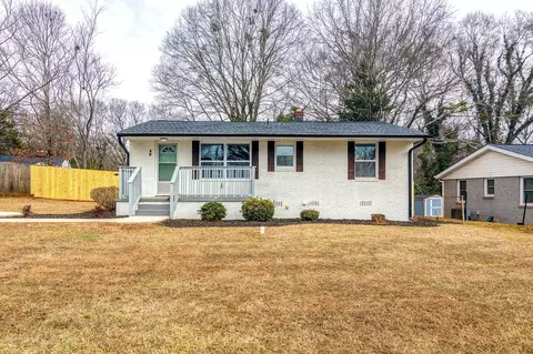 49 Tuskegee Ave, Greenville, SC 29607