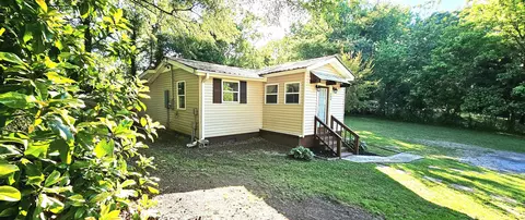 508 S Church Ave, Landrum, SC 29356