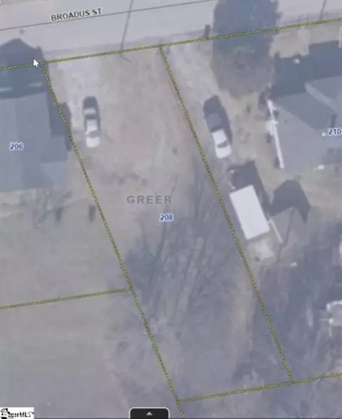 208 Broadus St, Greer, SC 29651 photo 2