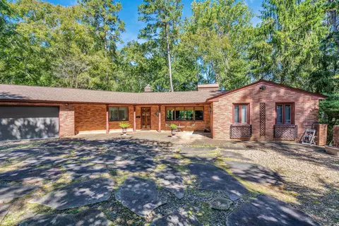 211 Beechwood Dr, Spartanburg, SC 29307