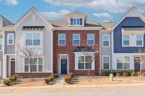 10 Leander Dr, Greer, SC 29651