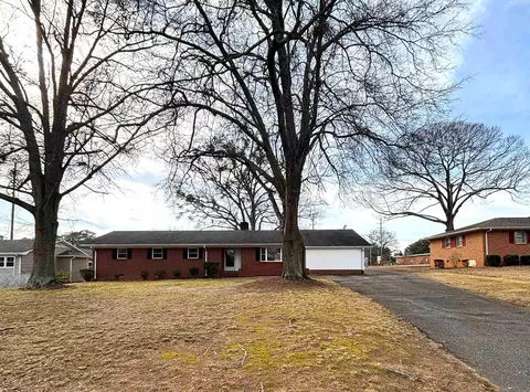 1076 Mayview St, Spartanburg, SC 29303