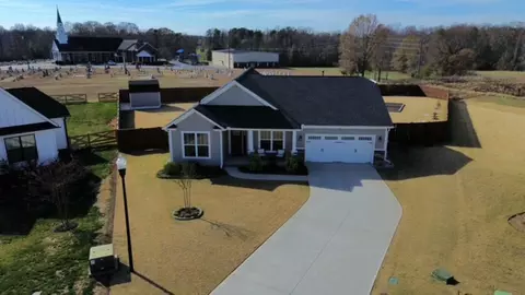 798 Amherst Glen Dr, Greer, SC 29651