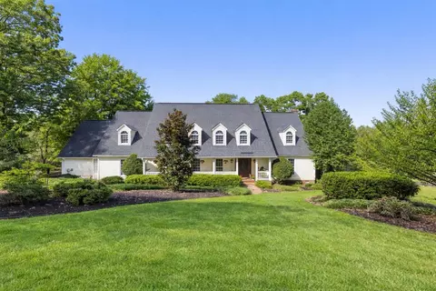 Exterior - 317 E Killarney Lk, Moore, SC 29369 photo 7 of 9