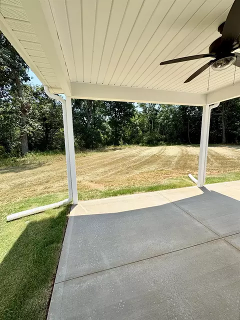 Exterior - 140 E Twisted Tree Dr, Gaffney, SC 29341 photo 2 of 5