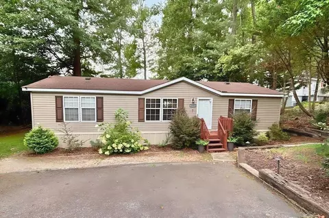 221 Lyman Lake Rd, Lyman, SC 29365