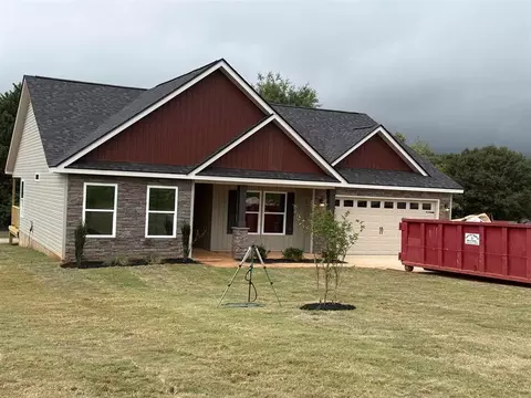 514 Davis Ln, Inman, SC 29349
