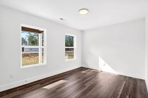 Bedroom - 776 Darwin Rd, Gaffney, SC 29340 photo 4 of 6