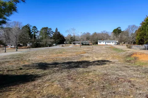 240 Hickory Hill Rd, Spartanburg, SC 29302