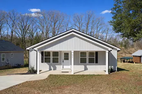 631 S Center St, Spartanburg, SC 29301