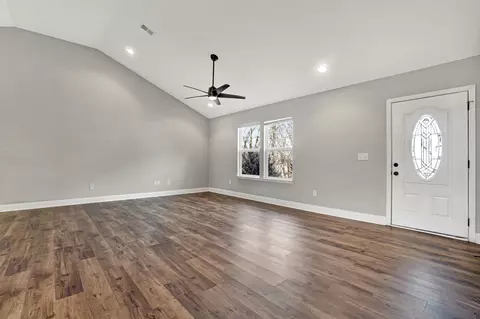 7 W 2nd St, Williamston, SC 29697 photo 9