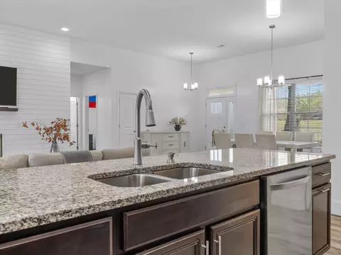 Kitchen - 1529 Old Post Rd, Gaffney, SC 29341 photo 5 of 5