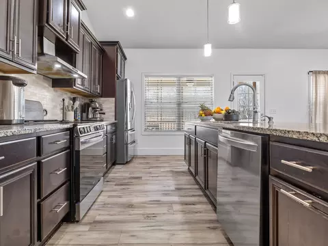 Kitchen - 1529 Old Post Rd, Gaffney, SC 29341 photo 3 of 5
