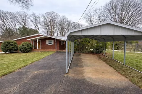 697 Branton Dr, Shelby, NC 28152