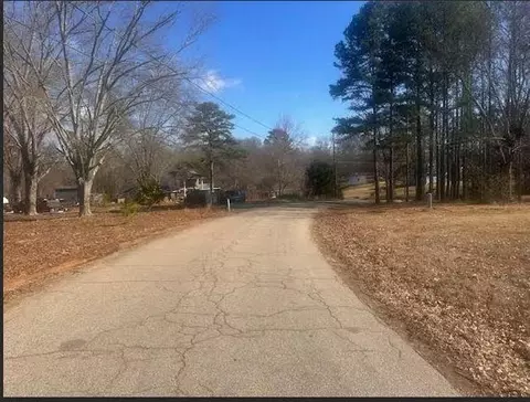 179 Sequoyah Dr, Chesnee, SC 29323