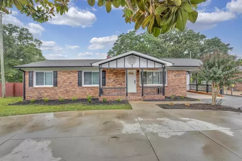 111 Keloy St, Spartanburg, SC 29301