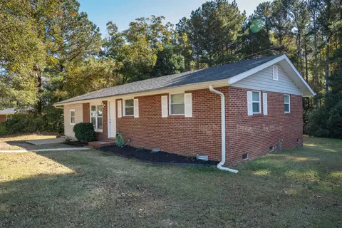 Exterior - 438 E Junior High Rd, Gaffney, SC 29340 photo 2 of 7