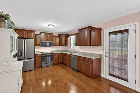 Kitchen - 143 Gardner Rd, Gaffney, SC 29341 photo 2 of 2