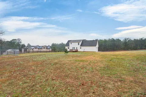 Exterior - 143 Gardner Rd, Gaffney, SC 29341 photo 9 of 10