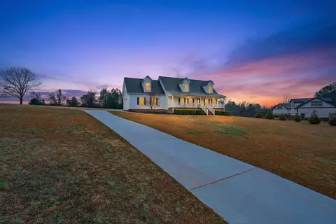 143 Gardner Rd, Gaffney, SC 29341