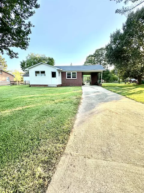 308 S Charleston St, Blacksburg, SC 29702