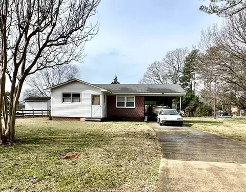 308 S Charleston St, Blacksburg, SC 29702