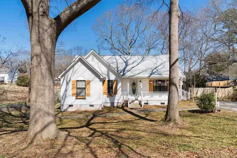 127 Loblolly Dr, Spartanburg, SC 29303
