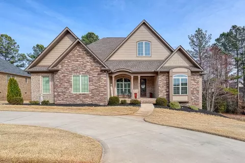 813 Grande Dunes Way, Inman, SC 29349