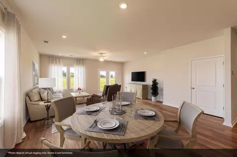 Dining - 430 Dodger Ave, Chesnee, SC 29323 photo 1 of 1