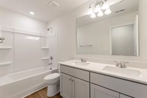 Bath - 430 Dodger Ave, Chesnee, SC 29323 photo 1 of 1