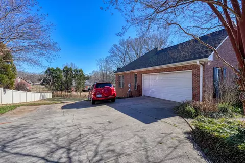 Exterior - 227 Saddlebrook Dr, Moore, SC 29369 photo 5 of 9