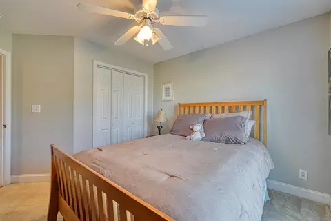 Bedroom - 227 Saddlebrook Dr, Moore, SC 29369 photo 4 of 7