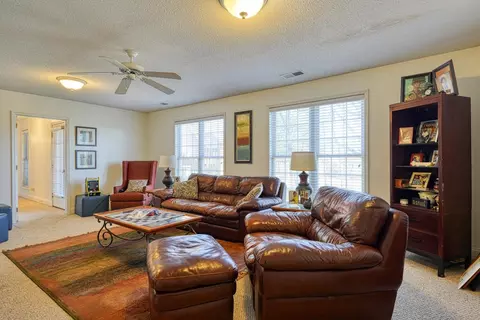 Living - 227 Saddlebrook Dr, Moore, SC 29369 photo 3 of 4