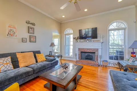 Living - 227 Saddlebrook Dr, Moore, SC 29369 photo 1 of 4
