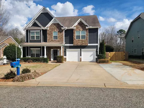 233 Colfax Dr, Boiling Springs, SC 29316