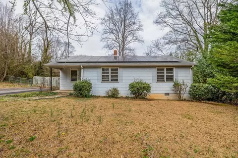 111 Kreswell Cir, Spartanburg, SC 29302