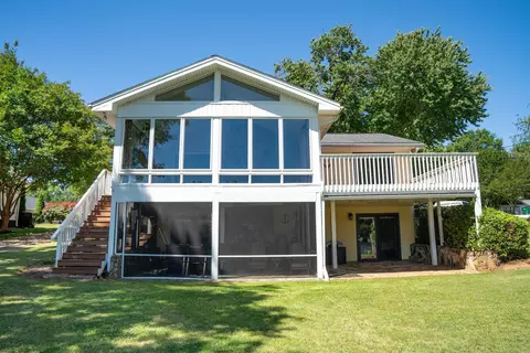 183 Lakeview Dr, Inman, SC 29349