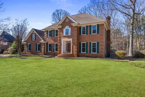 213 E Woodglen Rd, Spartanburg, SC 29301