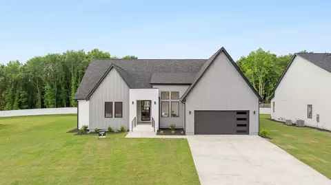 730 New South Ct, Wellford, SC 29385