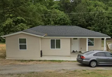 1583 Sandy Ford Rd, Chesnee, SC 29323