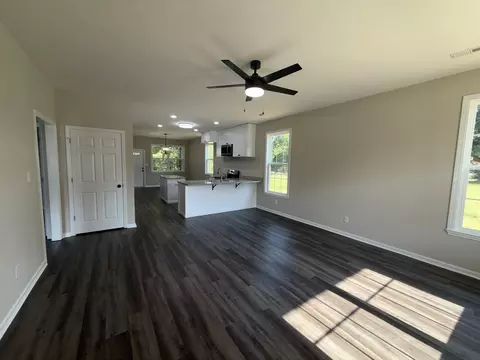 Living - 311 Providence Rd, Gaffney, SC 29341 photo 1 of 1