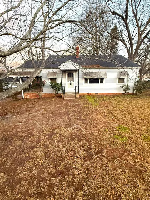 508 Tindal Rd, Greenville, SC 29617