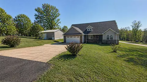 1525 Ballenger Rd, Wellford, SC 29385