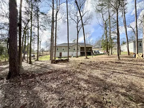 Exterior - 121 Mill Pond Rd, Easley, SC 29642 photo 11 of 12