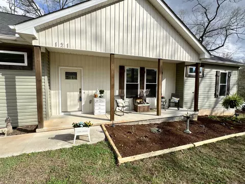 Exterior - 121 Mill Pond Rd, Easley, SC 29642 photo 3 of 12