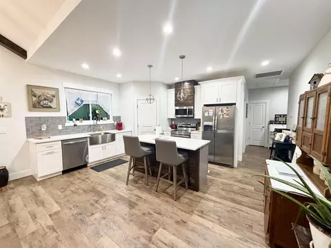 Kitchen - 121 Mill Pond Rd, Easley, SC 29642 photo 2 of 4