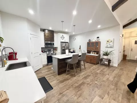 Kitchen - 121 Mill Pond Rd, Easley, SC 29642 photo 4 of 4
