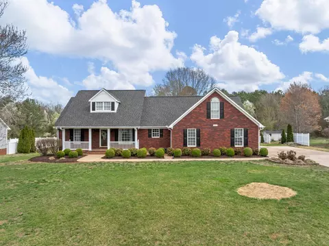 434 Shallowford Dr, Boiling Springs, SC 29316
